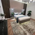 Ylly Aparts Апартаменты *