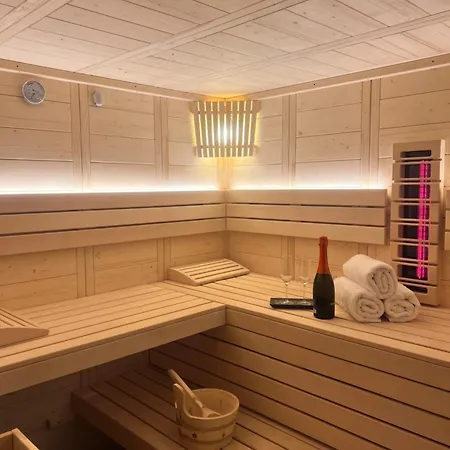 Ylly Aparts Apartamento