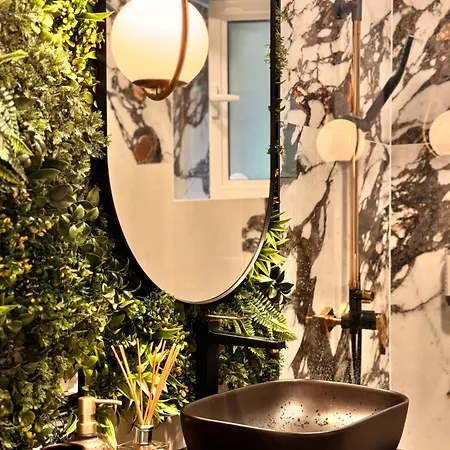 Ylly Aparts Apartamento *