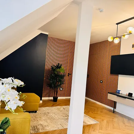 Ylly Aparts * Braşov