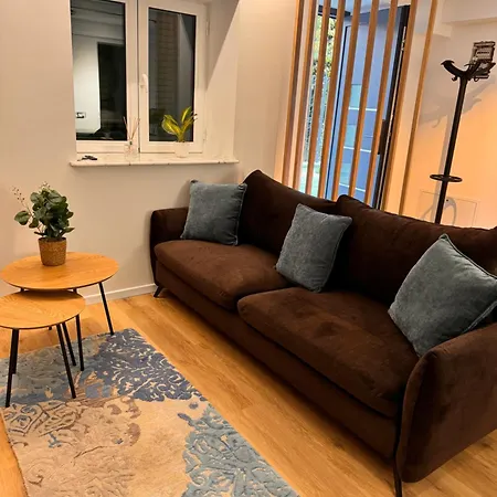 Apartamento Ylly Aparts Braşov