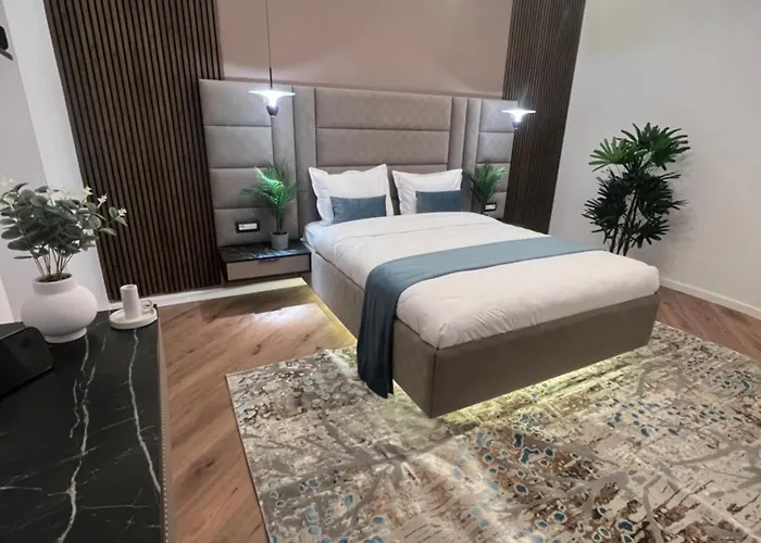 Ylly Aparts Apartament *