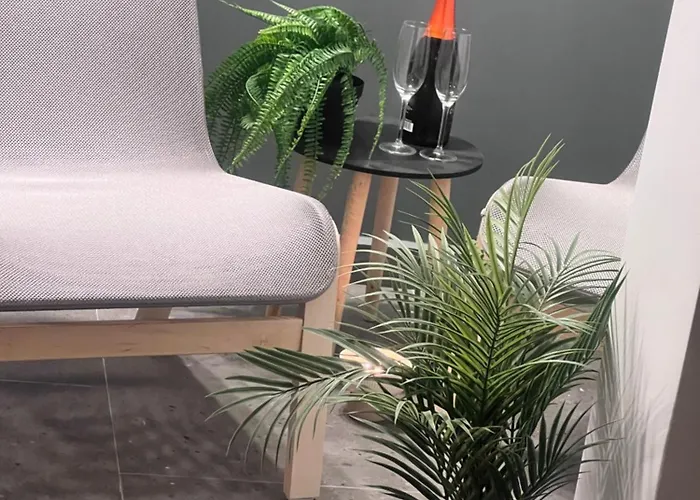 Ylly Aparts Apartament *