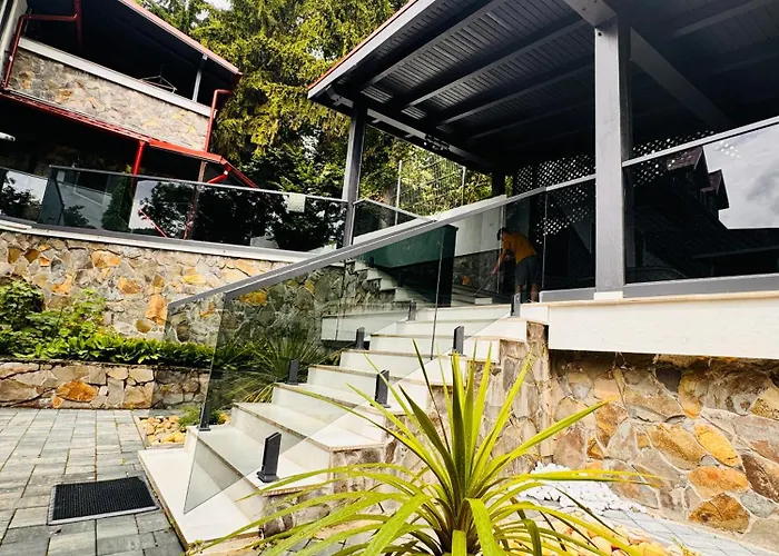 Ylly Aparts Apartament Brașov