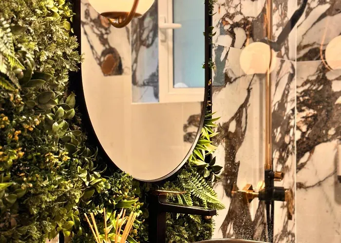 Ylly Aparts Apartment *