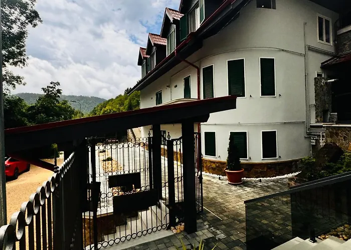 Apartament Ylly Aparts *