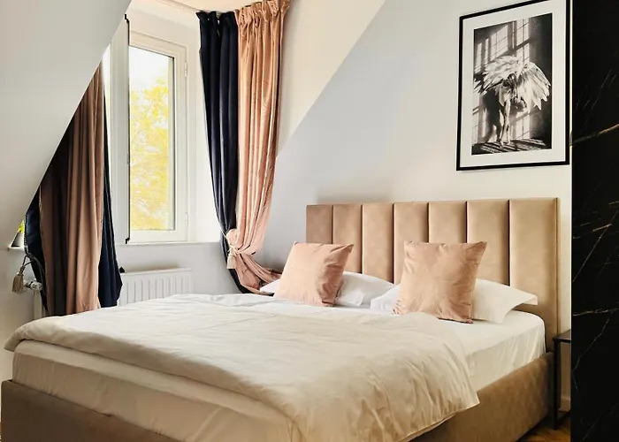 Ylly Aparts Apartament *